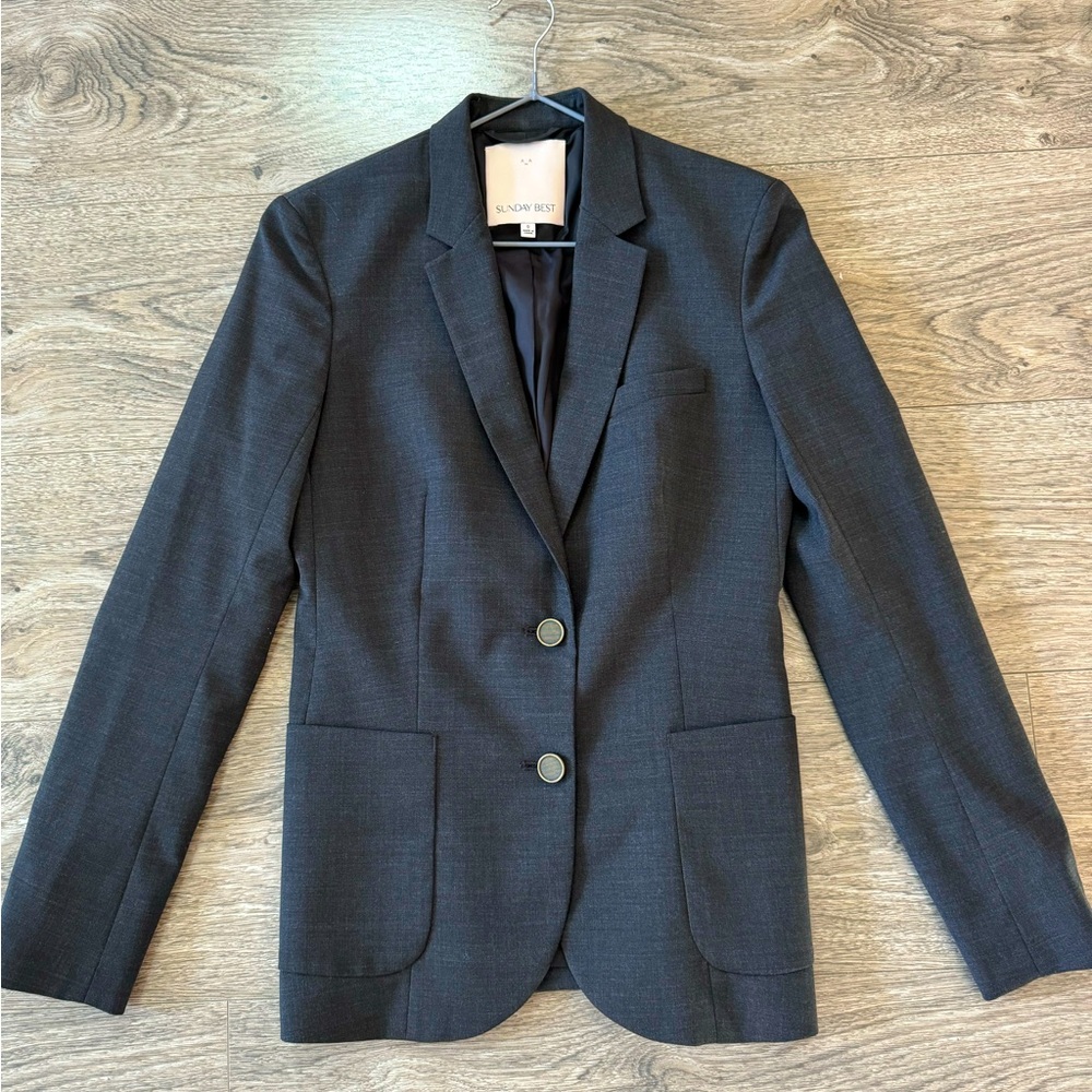 Aritzia Sunday Best Blazer - Size 0